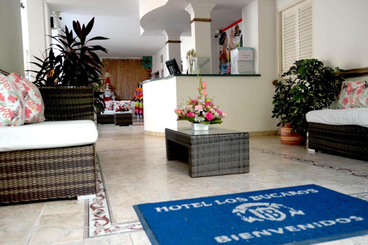 Comodas Bucaros Hotel