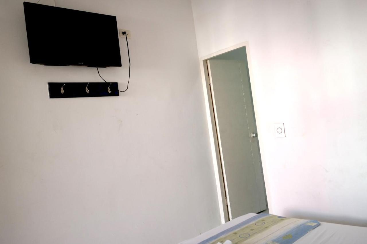 Hotel Comodas Bucaros